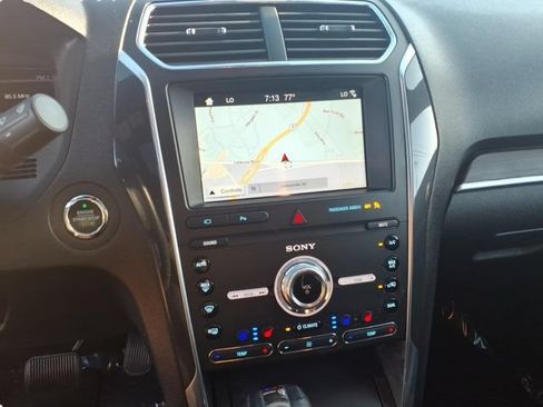 Used 2019 Ford Explorer Limited w/ Class III Trailer Tow Package FWD image 22