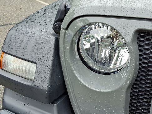 Certified 2021 Jeep Wrangler Unlimited Sport image 10