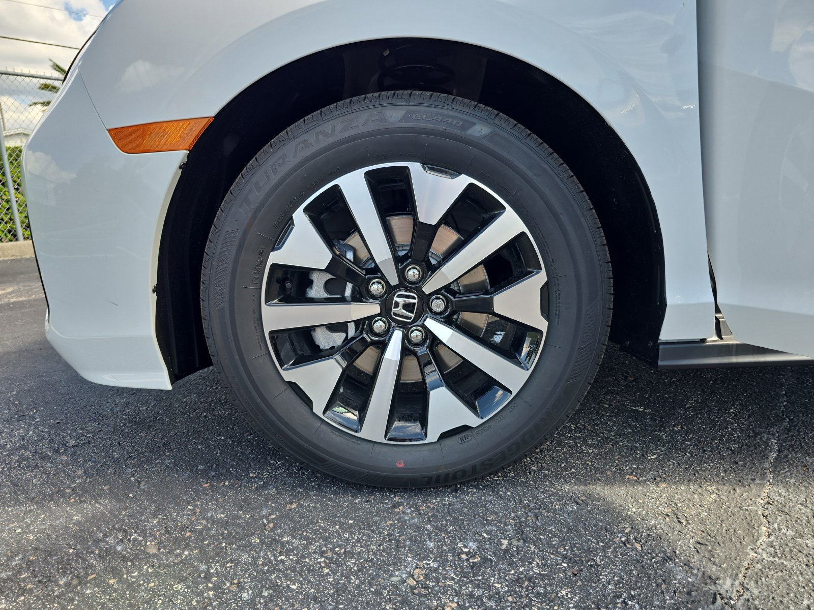 New 2026 Honda Odyssey EX-L image 10