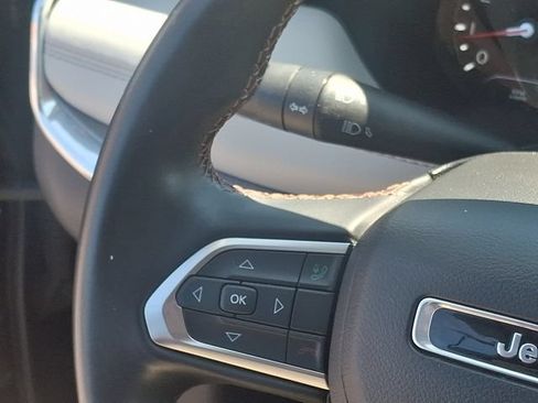 Used 2022 Jeep Compass Limited AWD/4WD image 17