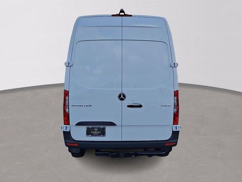 Used 2026 Mercedes-Benz Sprinter 2500 image 5