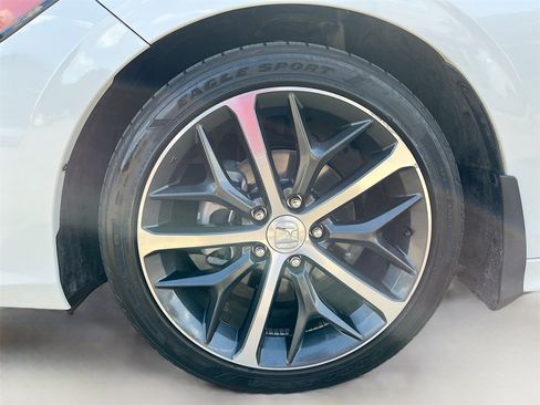 Used 2024 Honda Civic Touring image 27