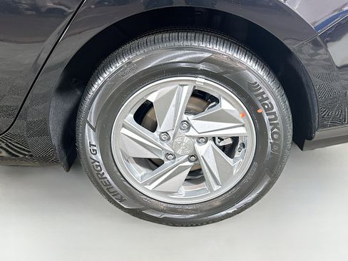 New 2026 Hyundai Elantra SE image 28