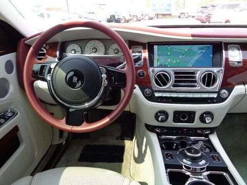 Used 2017 Rolls-Royce Ghost image 10