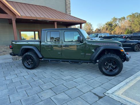 Used 2023 Jeep Gladiator Mojave w/ Cold Weather Group image 4