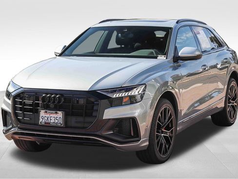 Used 2023 Audi Q8 Premium Plus AWD/4WD image 3