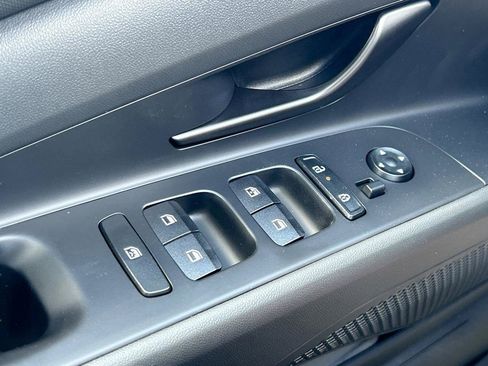 New 2026 Hyundai Elantra Sport FWD image 23