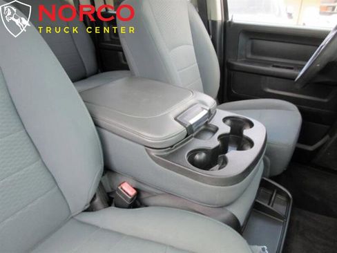 Used 2017 RAM 1500 Express w/ Black Ram 1500 Express Group image 16