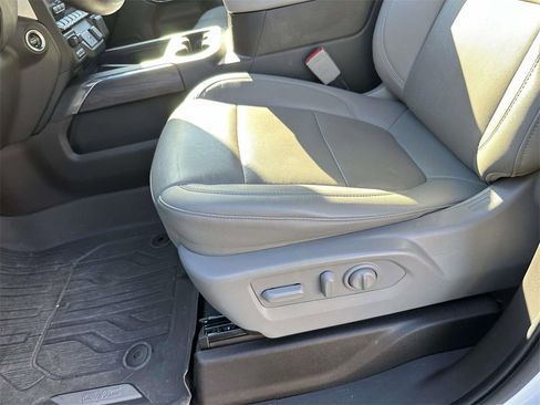 Used 2021 GMC Sierra 1500 SLT w/ SLT Premium Plus Package image 16