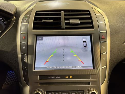 Used 2020 Lincoln MKZ Reserve image 17