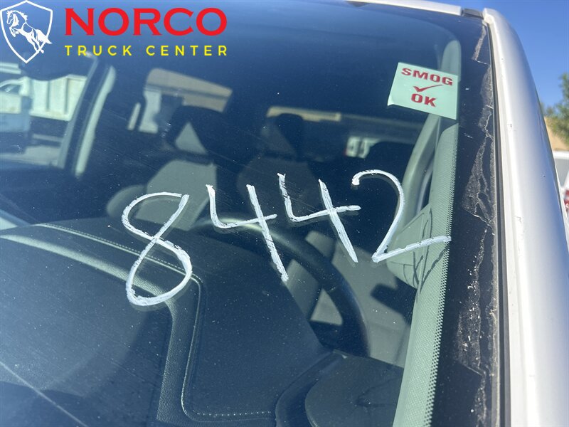 Used 2025 Chevrolet Silverado 2500 LT w/ Convenience Package AWD/4WD image 17