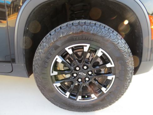 Used 2024 Chevrolet Traverse Z71 image 10