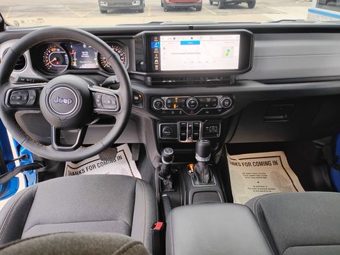 Used 2024 Jeep Wrangler Sport S image 5