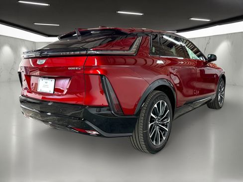 New 2026 Cadillac Lyriq Premium Sport image 8