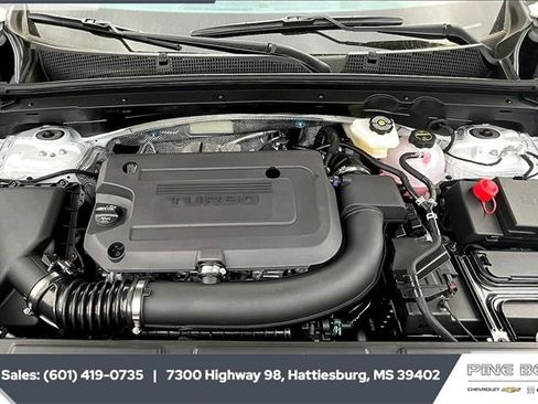 New 2025 Buick Envision Avenir image 9