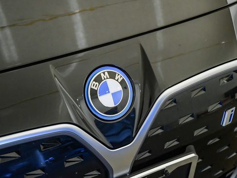 Certified 2023 BMW i4 eDrive40 w/ Premium Package RWD image 8