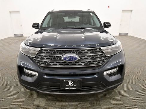 Used 2023 Ford Explorer XLT w/ Equipment Group 202A image 11