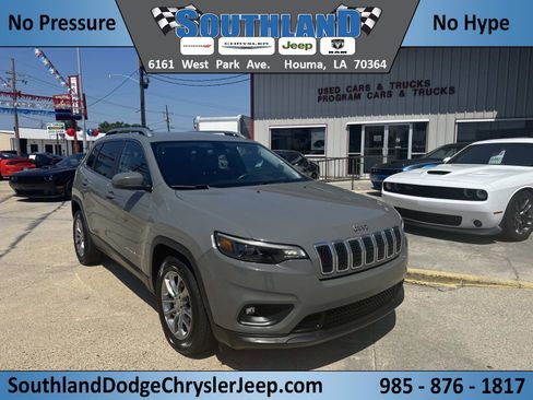 Certified 2020 Jeep Cherokee Latitude Plus image 1