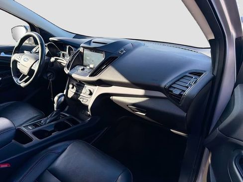 Used 2018 Ford Escape SEL image 29