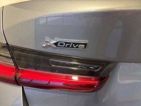 Used 2025 BMW 330i xDrive 330i xDrive image 10