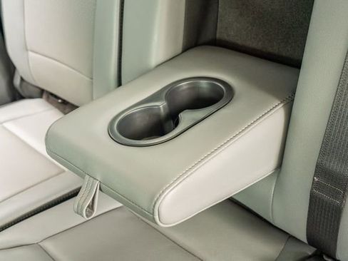 Used 2022 Ford F150 Lariat image 38