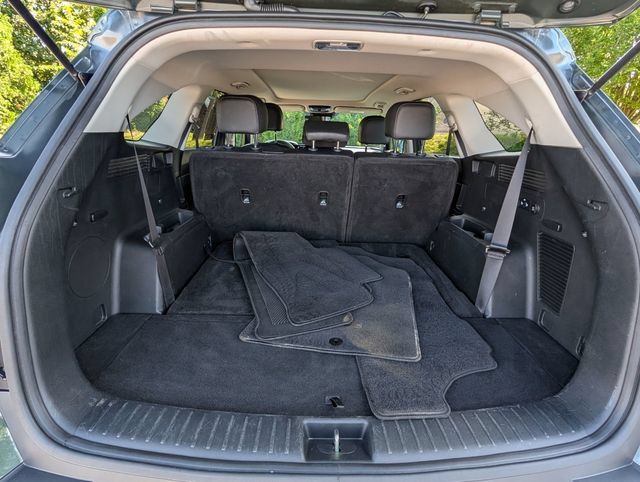 Used 2022 Kia Sorento S w/ Panoramic Sunroof Package AWD/4WD image 35