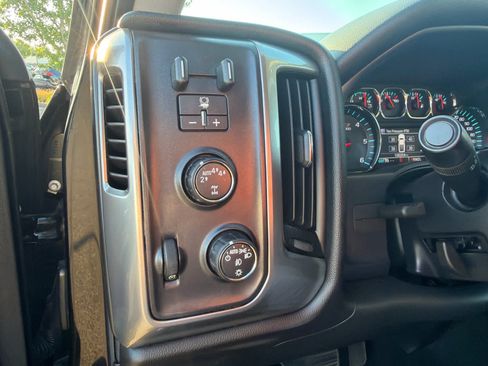Used 2017 Chevrolet Silverado 1500 LT w/ All Star Edition AWD/4WD image 22