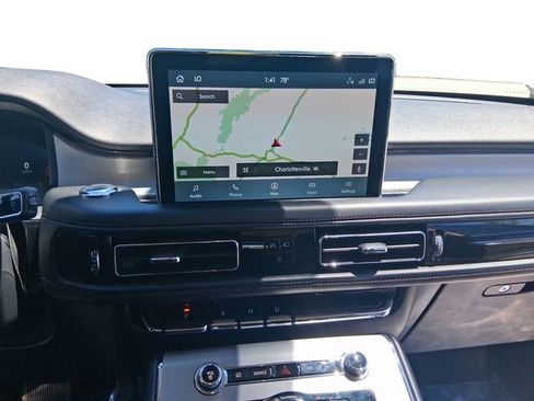 Used 2023 Lincoln Aviator AWD w/ Premium Package image 21