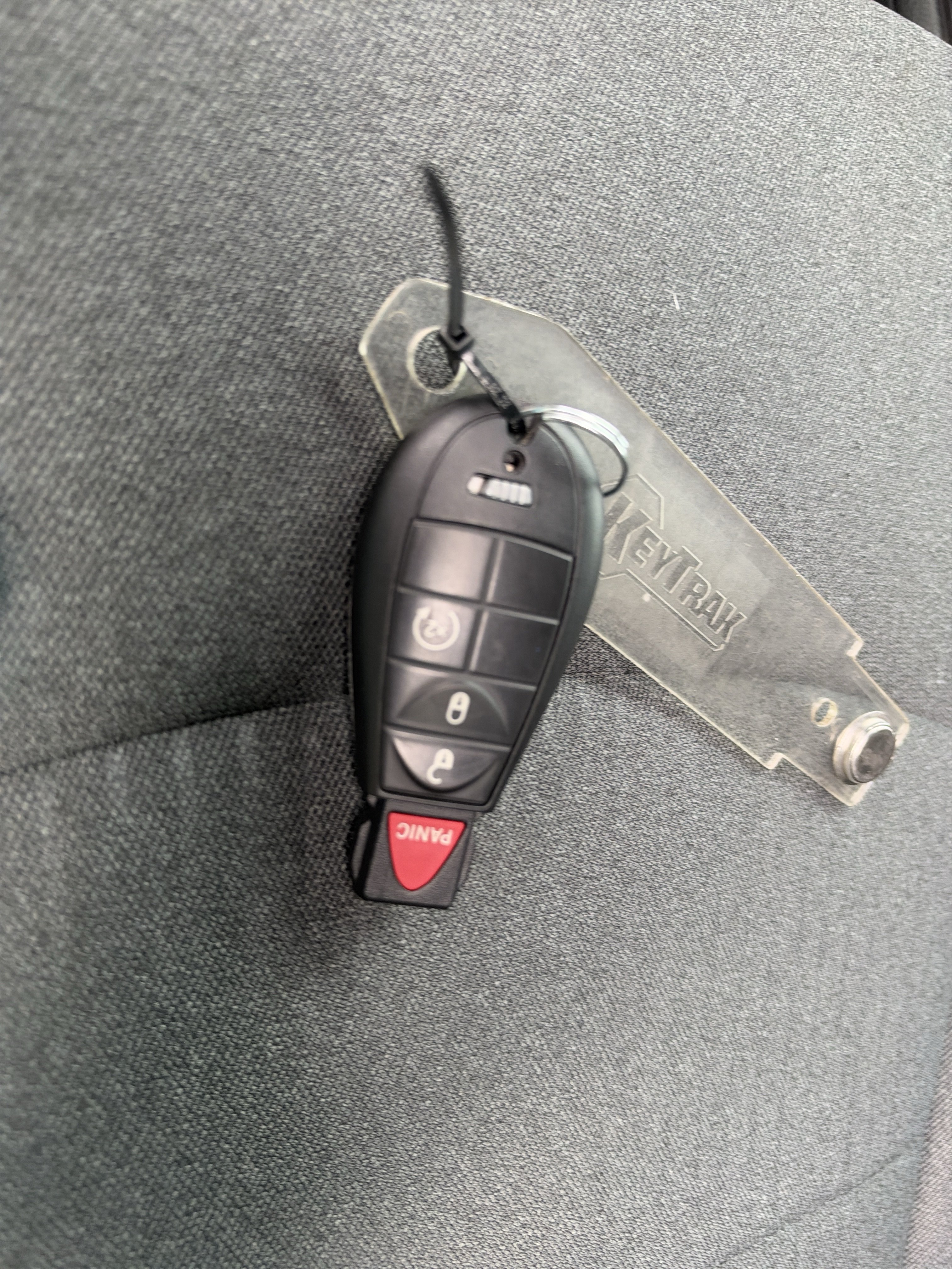 Used 2024 RAM 1500 Warlock AWD/4WD image 33