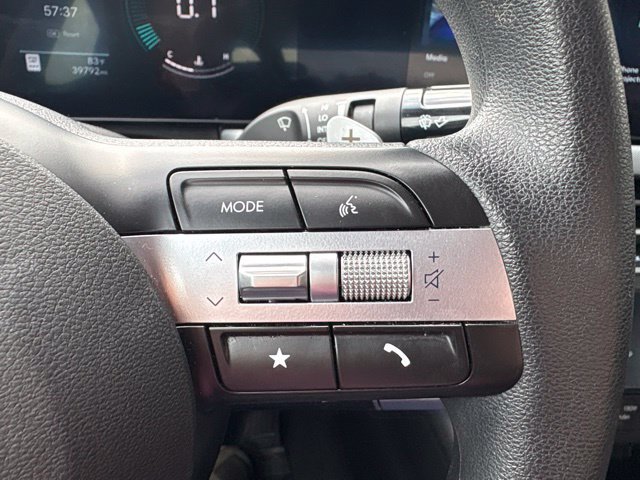 Used 2025 Hyundai Sonata SEL FWD image 17