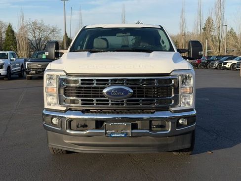 Used 2025 Ford F250 XLT image 9