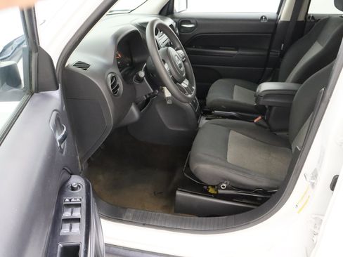 Used 2015 Jeep Patriot Sport w/ Power Value Group FWD image 14