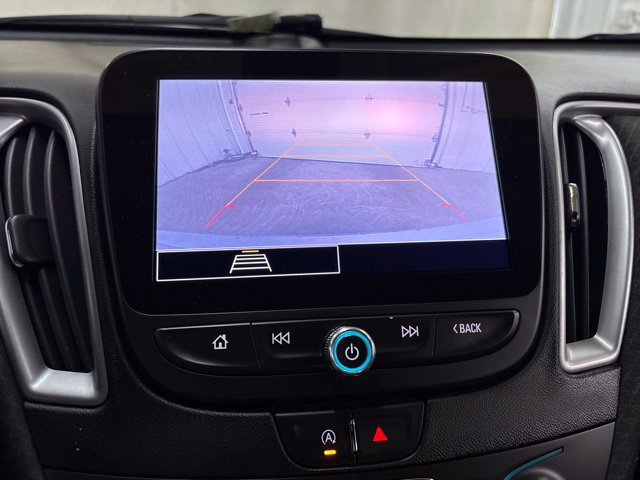 Used 2022 Chevrolet Malibu LT FWD image 34
