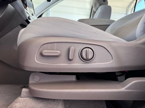 Used 2020 Chevrolet Traverse LT FWD image 7