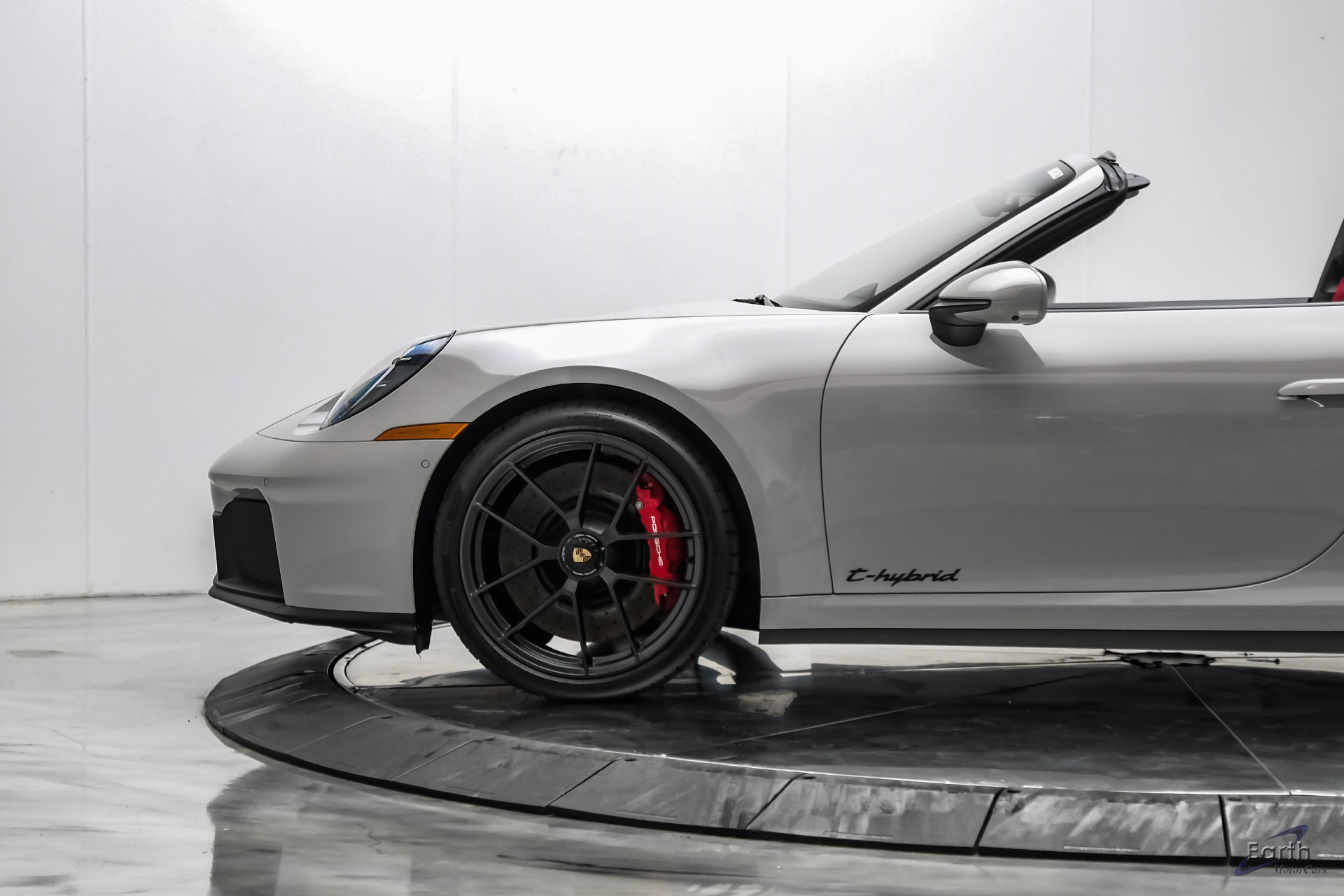 Used 2025 Porsche 911 Targa 4 GTS AWD/4WD image 10