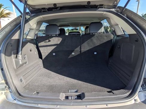 Used 2014 Ford Edge Limited w/ Driver Entry Package FWD image 13