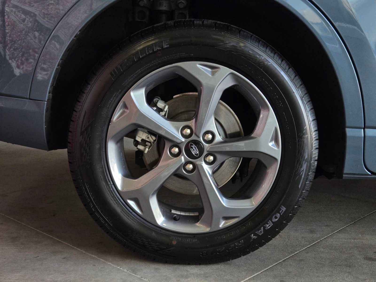 Used 2023 Ford Escape ST-Line w/ Tech Pack #1 AWD/4WD image 7
