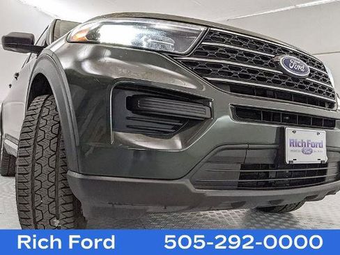 Certified 2023 Ford Explorer XLT image 24
