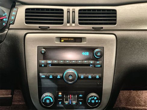 Used 2008 Chevrolet Impala LT w/ Luxury Edition Package image 13