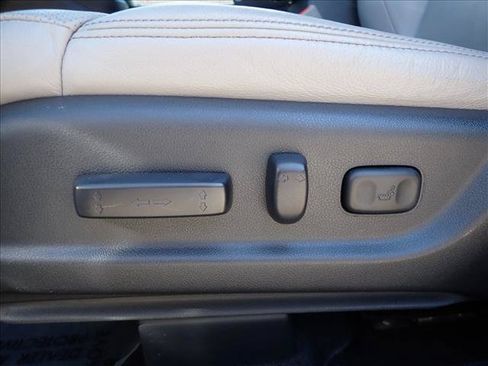 Used 2016 Honda CR-V EX-L image 12