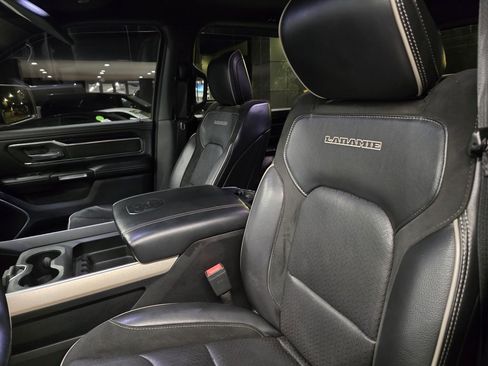 Used 2019 RAM 1500 Laramie w/ Sport Appearance Package image 21