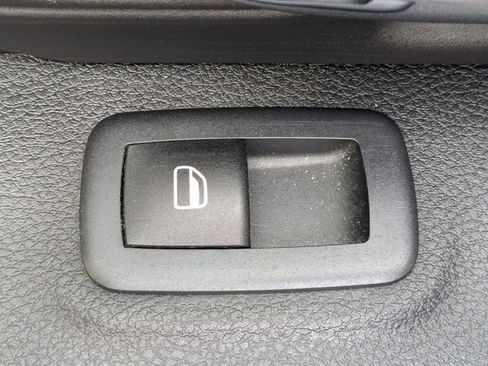 Used 2024 RAM 1500 Classic Warlock RWD image 24