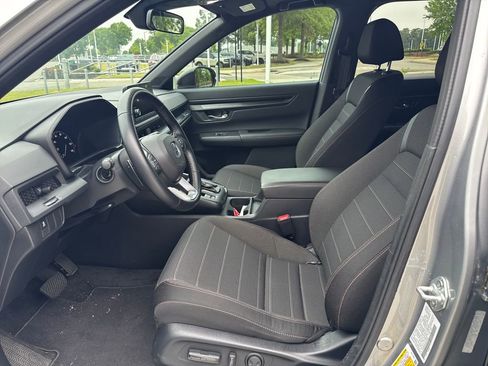 Used 2025 Honda CR-V Sport image 12