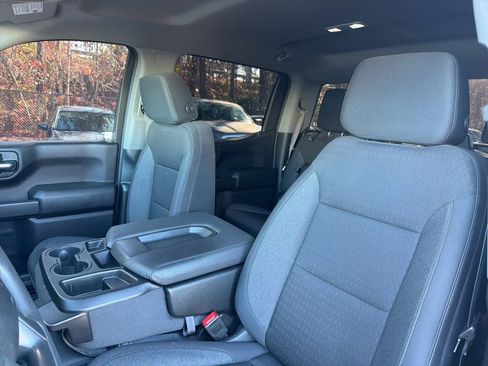 Used 2024 Chevrolet Silverado 1500 Custom w/ Turbomax Blackout Package image 20