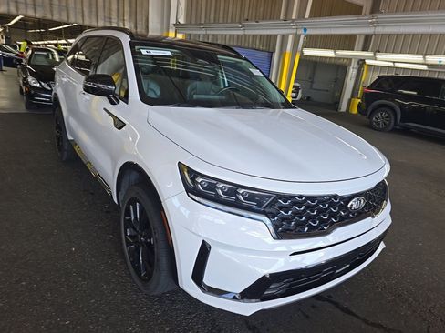 Used 2021 Kia Sorento SX AWD/4WD image 3