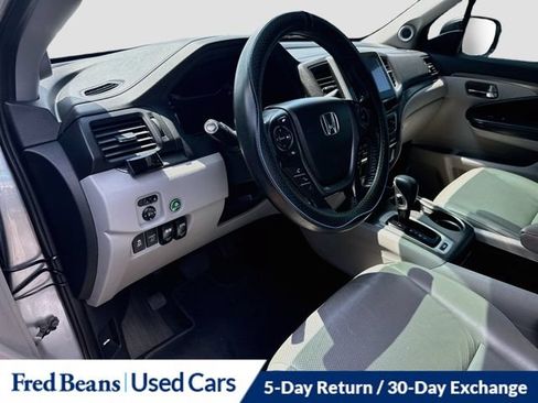 Used 2017 Honda Ridgeline RTL-T image 8