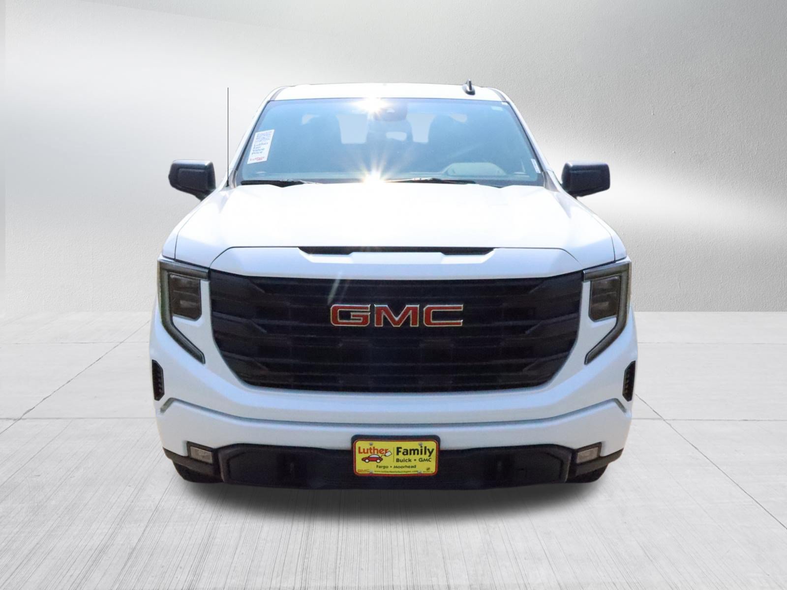 New 2026 GMC Sierra 1500 Elevation AWD/4WD image 2