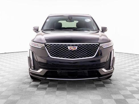 Certified 2025 Cadillac XT6 Premium Luxury w/ Platinum Package AWD/4WD image 9