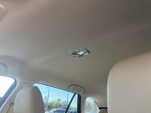 Used 2019 Subaru Outback 2.5i Limited image 15