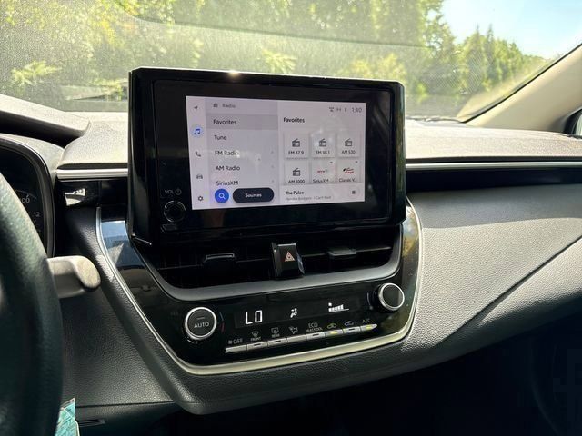 Used 2023 Toyota Corolla LE FWD image 47